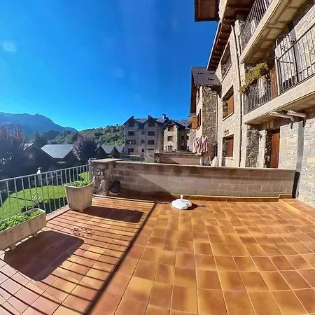 Sarriales 1 Con Terraza - Tucasaenlospirineos Apartmán *