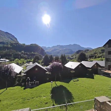 Apartmán Sarriales 1 Con Terraza - Tucasaenlospirineos Escarrilla